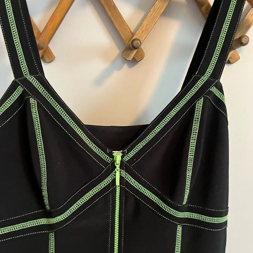 Joseph Ribkoff vampy body hugging reverse seam dress with pockets s/m see measur - Picture 4 of 7